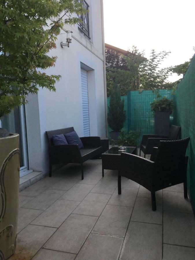 Nano House Apartment Begles Luaran gambar